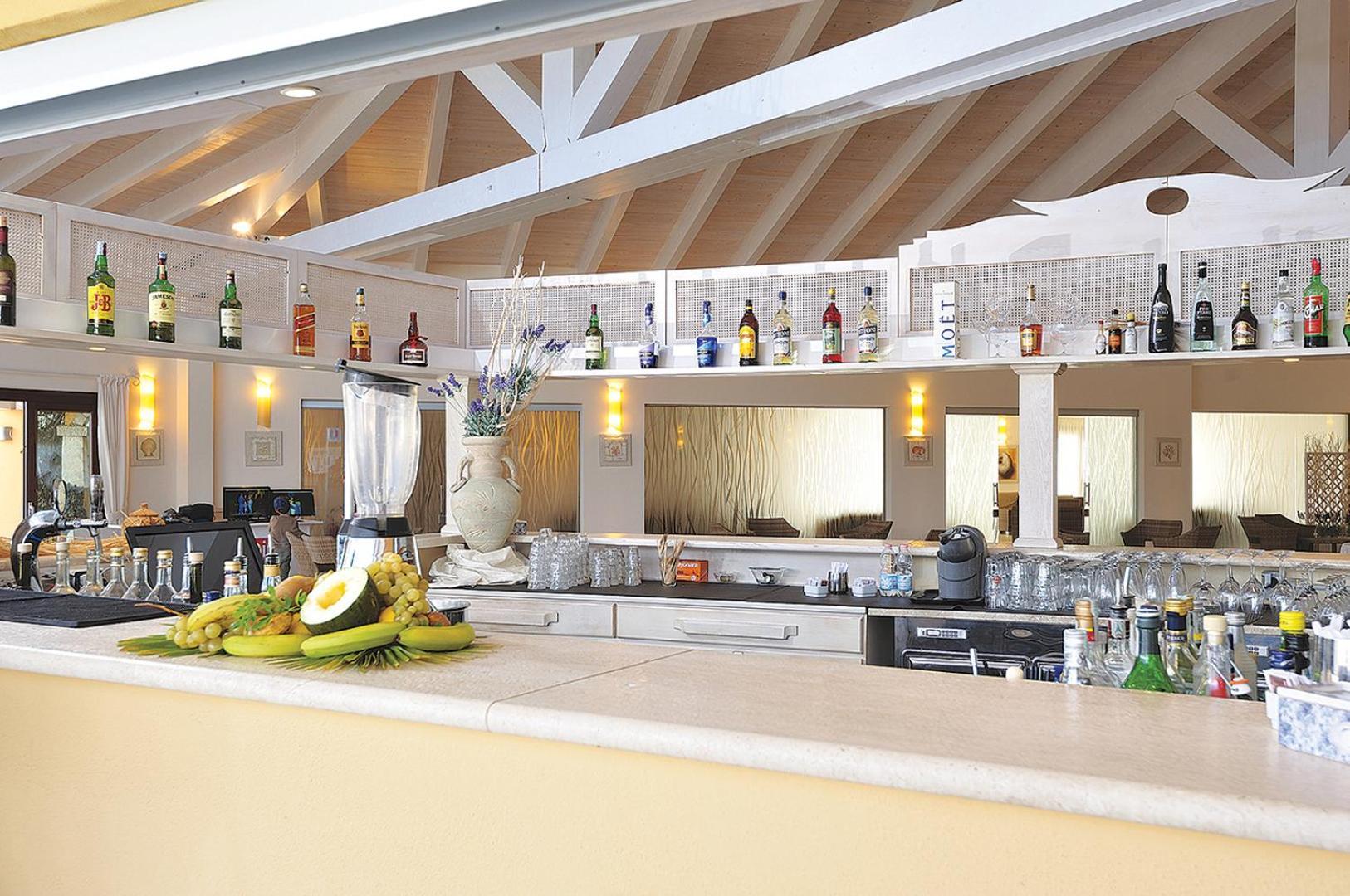 Futura Club Cala Fiorita Hotel Agrustos ภายนอก รูปภาพ