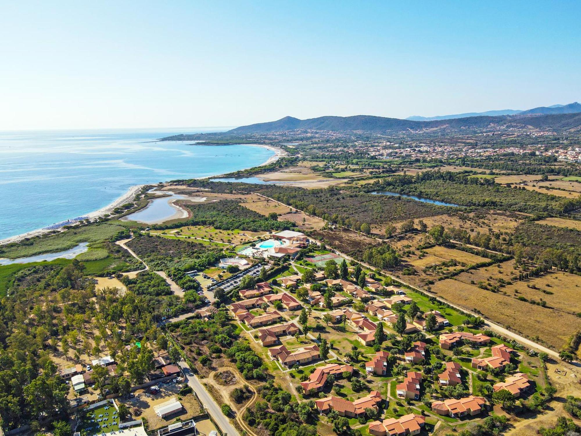 Futura Club Cala Fiorita Hotel Agrustos ภายนอก รูปภาพ